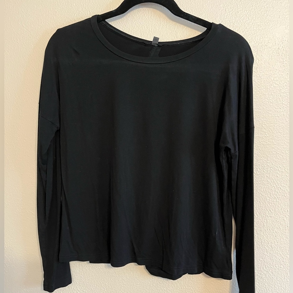 Casual workout top